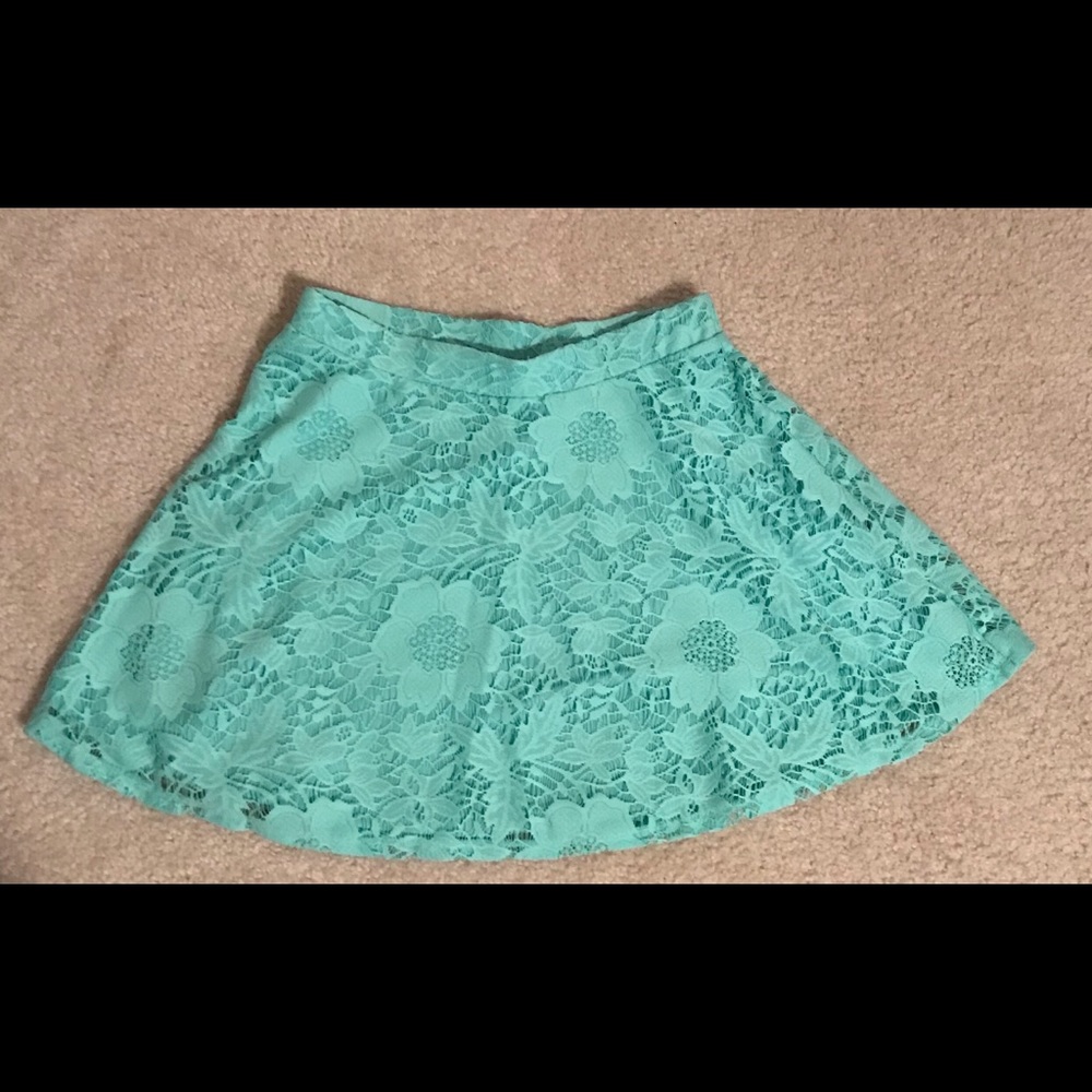 Aeropostale green/blue skirt - Picture 2 of 2